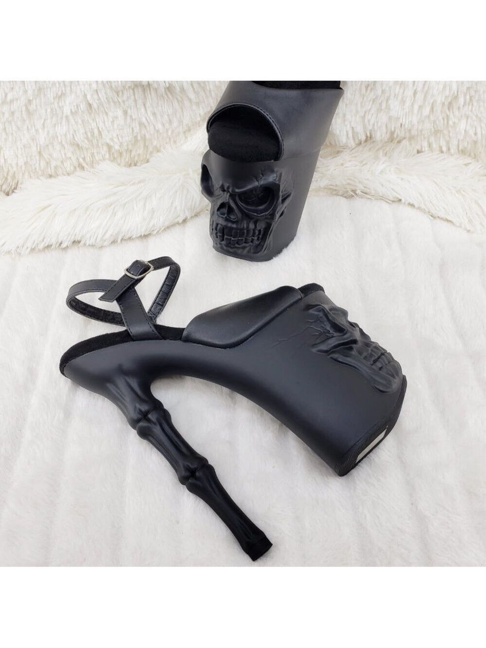 Skull & Bones Platform 8" Heels Pole Shoes - Picture 7 of 14